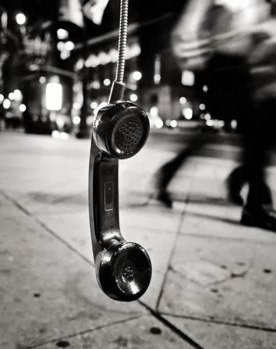 كيف تطلب من امرأة الخروج معك في موعد